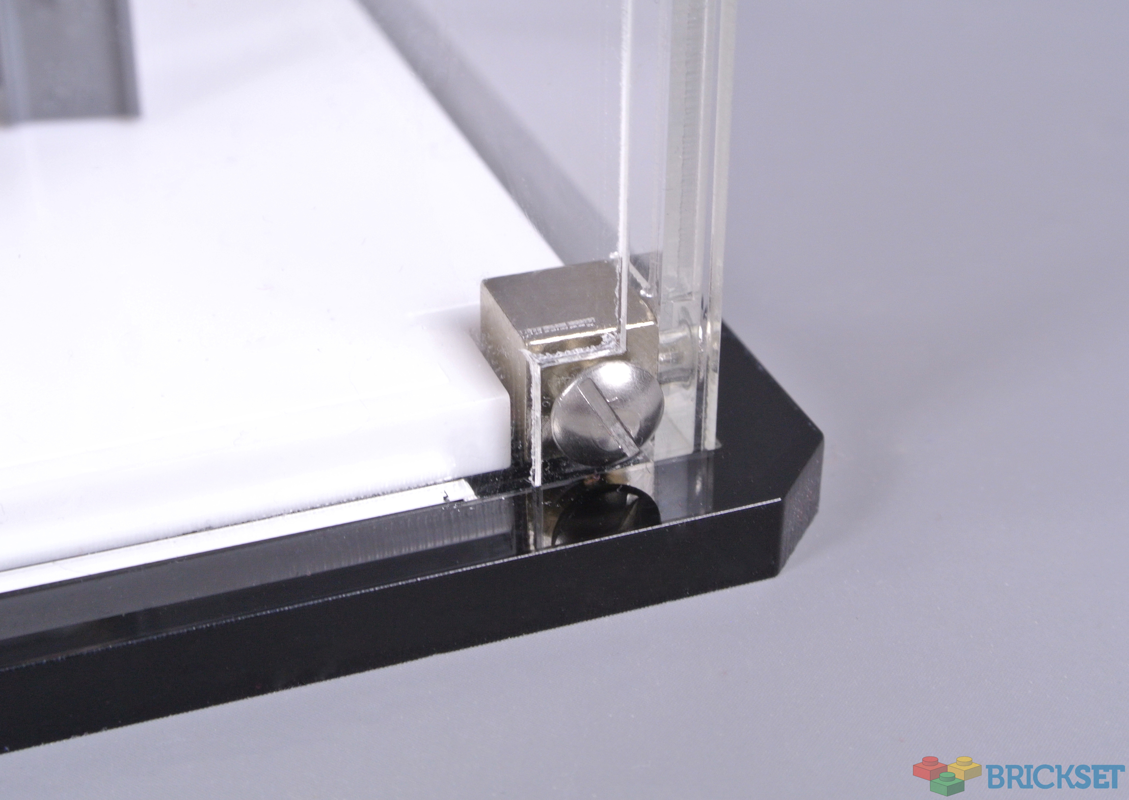 LEGO Wicked Brick display case for 21330 Home Alone review Brickset